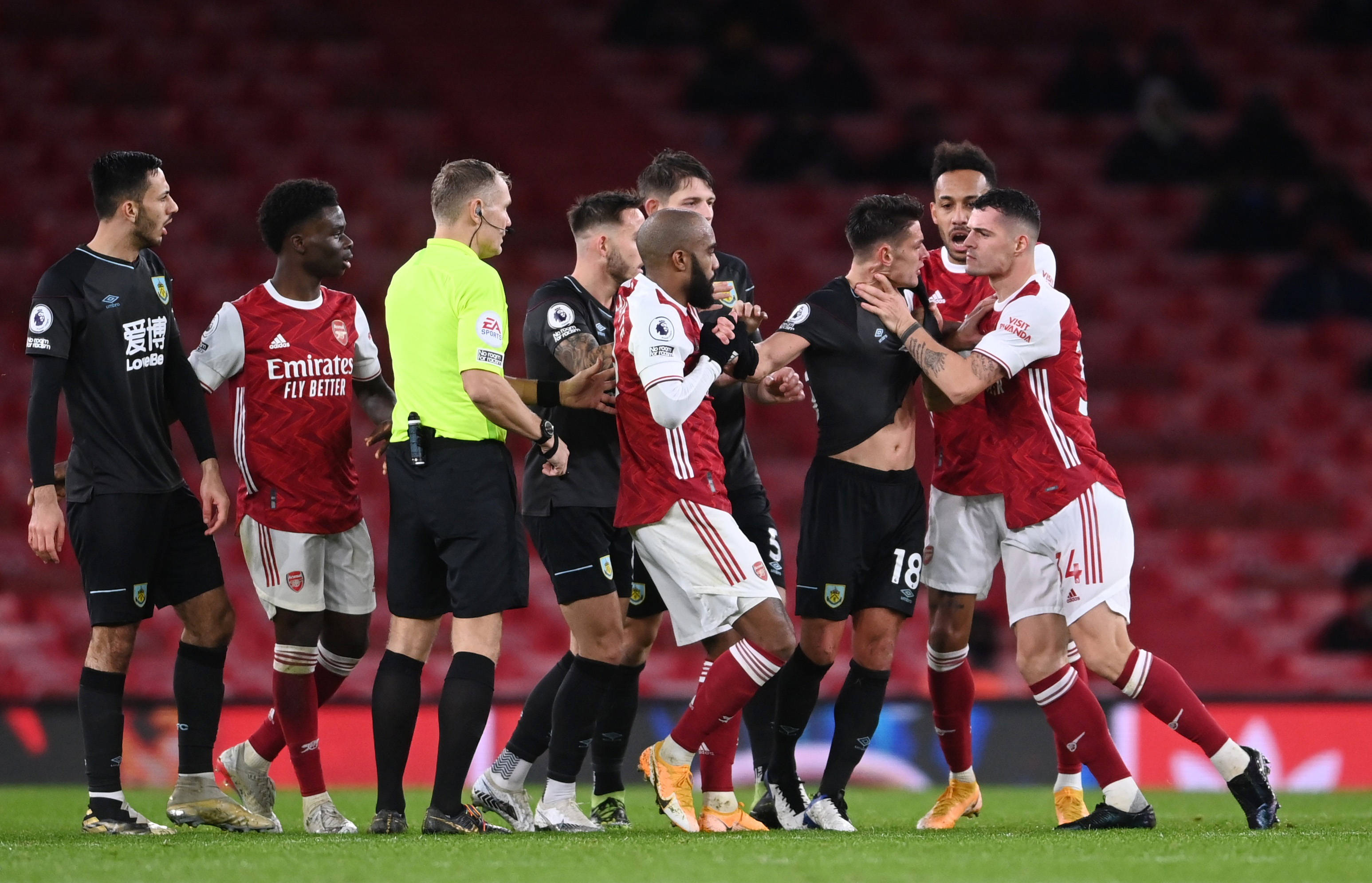 自己在采访 自己在采访