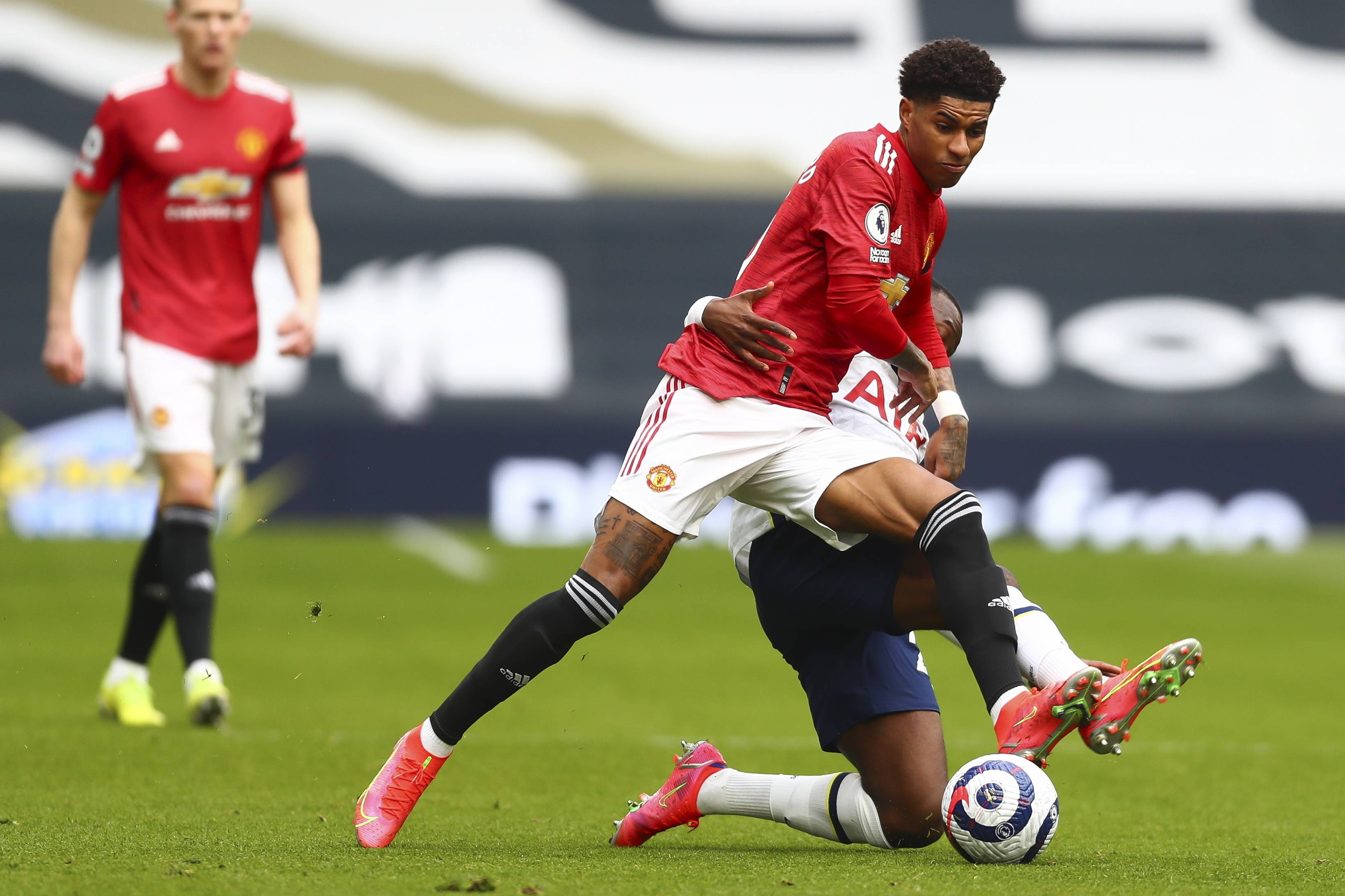 势屡屡打穿 势屡屡打穿